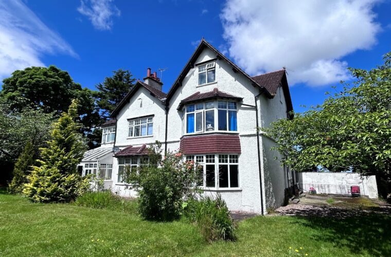 Exterior of a Halo Housing property, Oldfield Drive
